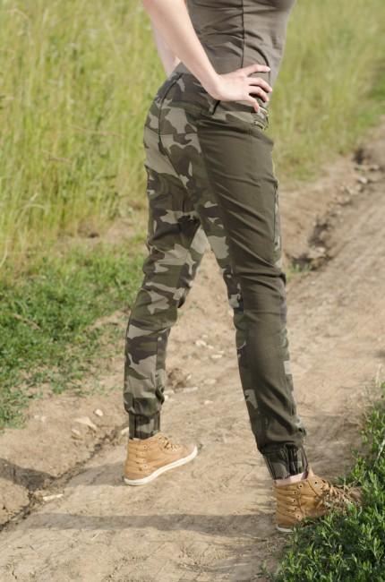 O&T Garment denim pantaloni da donna a vita bassa, woodland