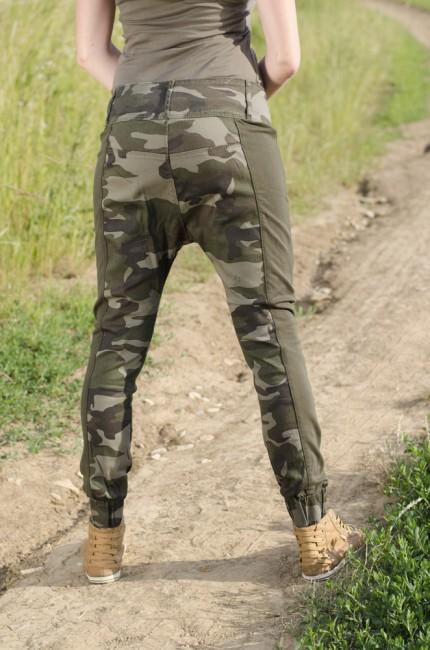 O&T Garment denim pantaloni da donna a vita bassa, woodland