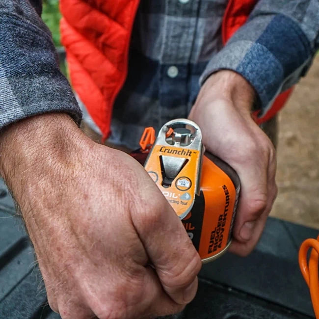 Jetboil CrunchIt™ strumento per il riciclaggio delle bombole di carburante vuote Jetboil