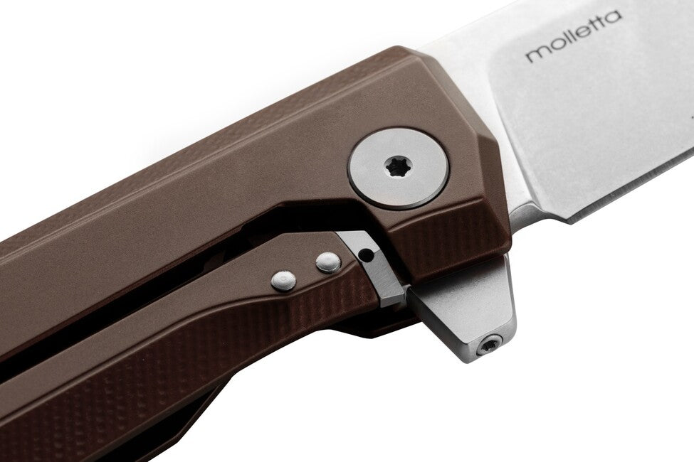 Lionsteel Myto é un coltello hi-tech per la chiusura dell'EDC con lama in acciaio M390 MYTO MT01A ES.