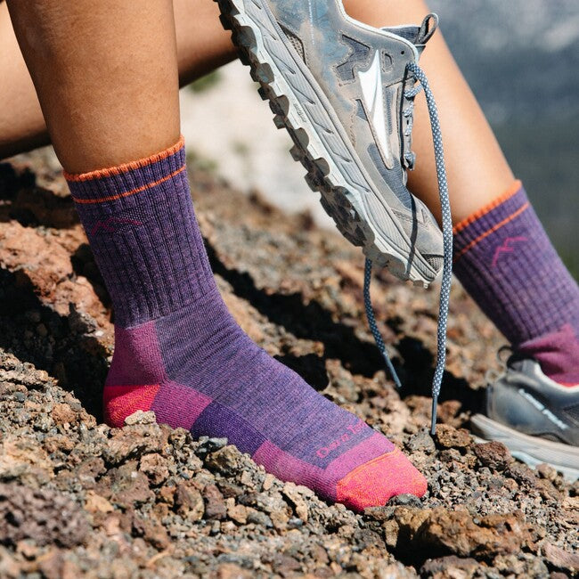 Darn Tough Hiker Micro Crew calzini medio leggero con cuscino, plum heather