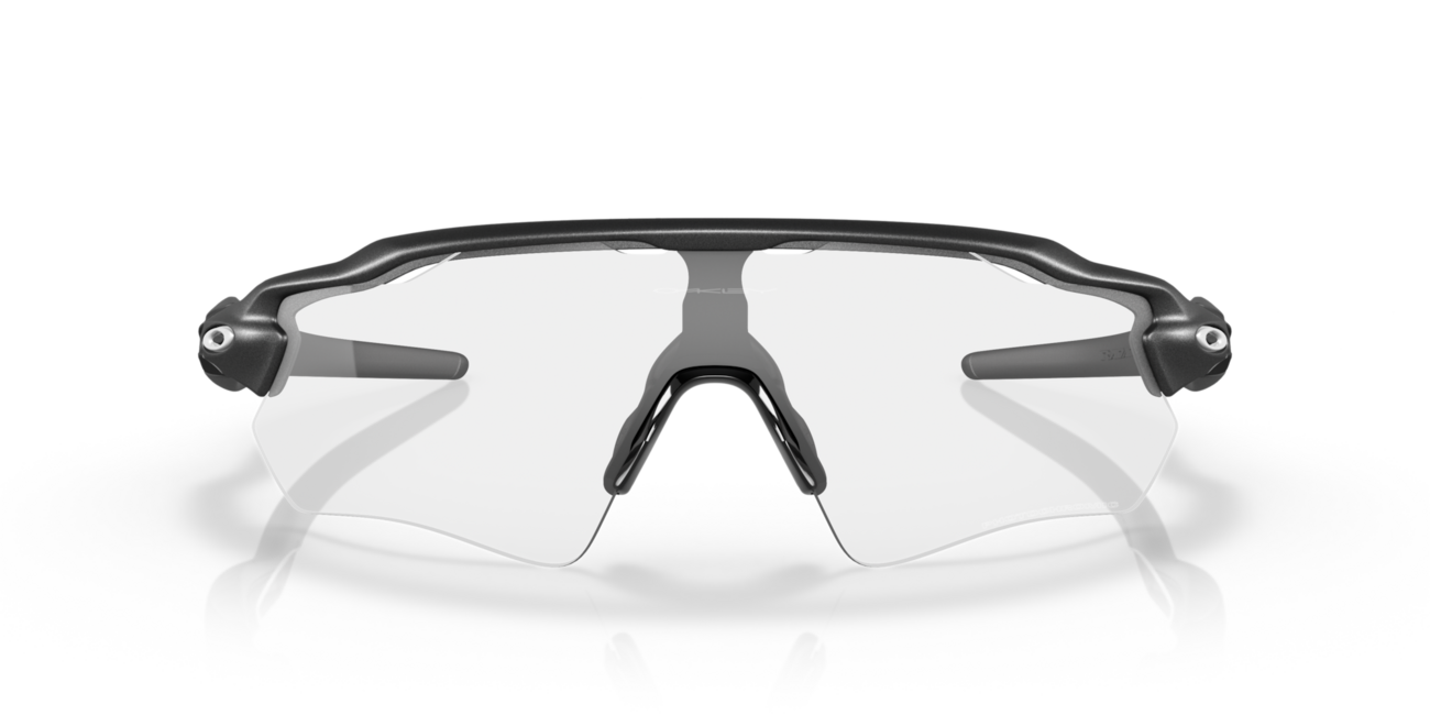 Oakley Radar Ev Path occhiali fotocromatici con telaio Steel e con le diapositive Clear 50% Black Irid Photo