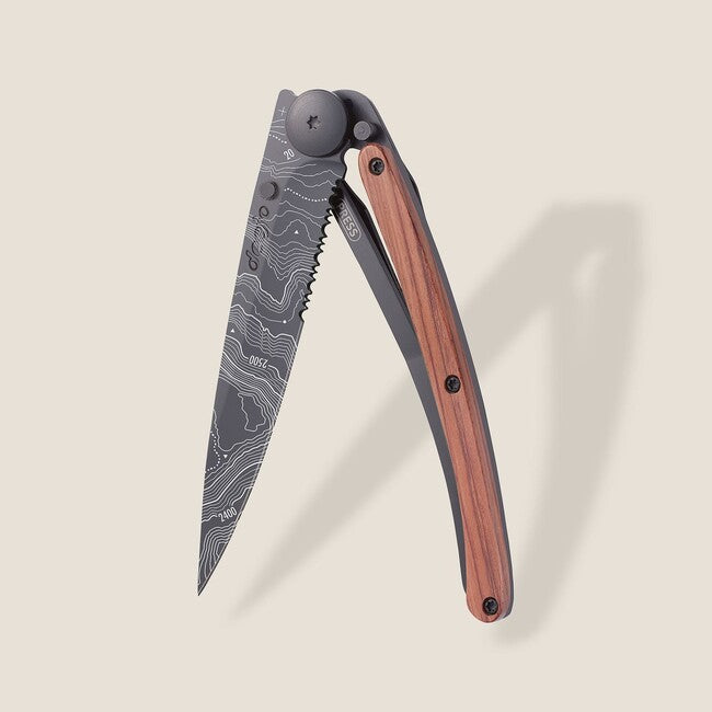 Deejo Coltello seghettatura in legno di corallo nero Topografia