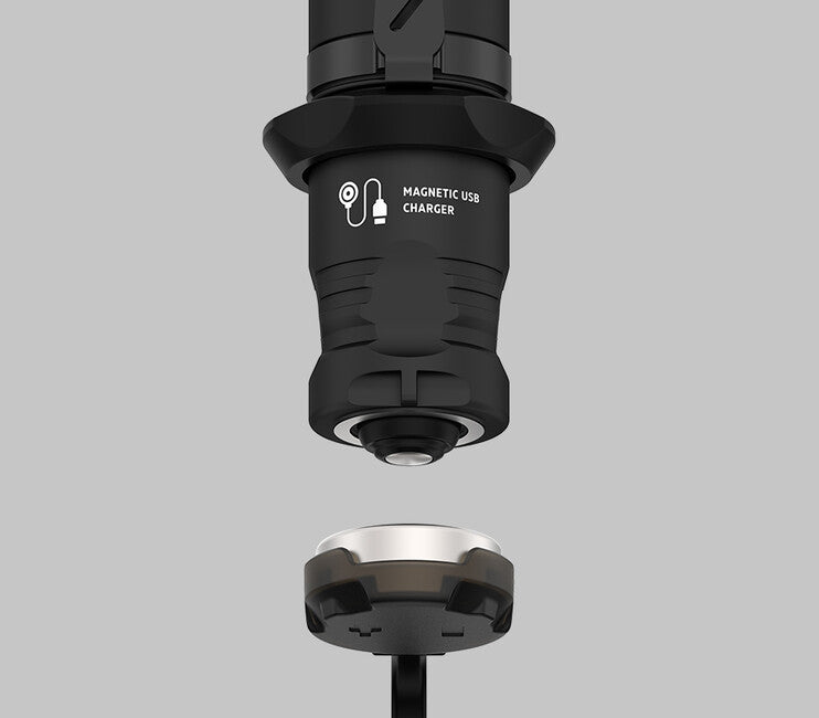 ArmyTek Viking Pro torcia tascabile a LED bianchi da 2050 lm 136 g