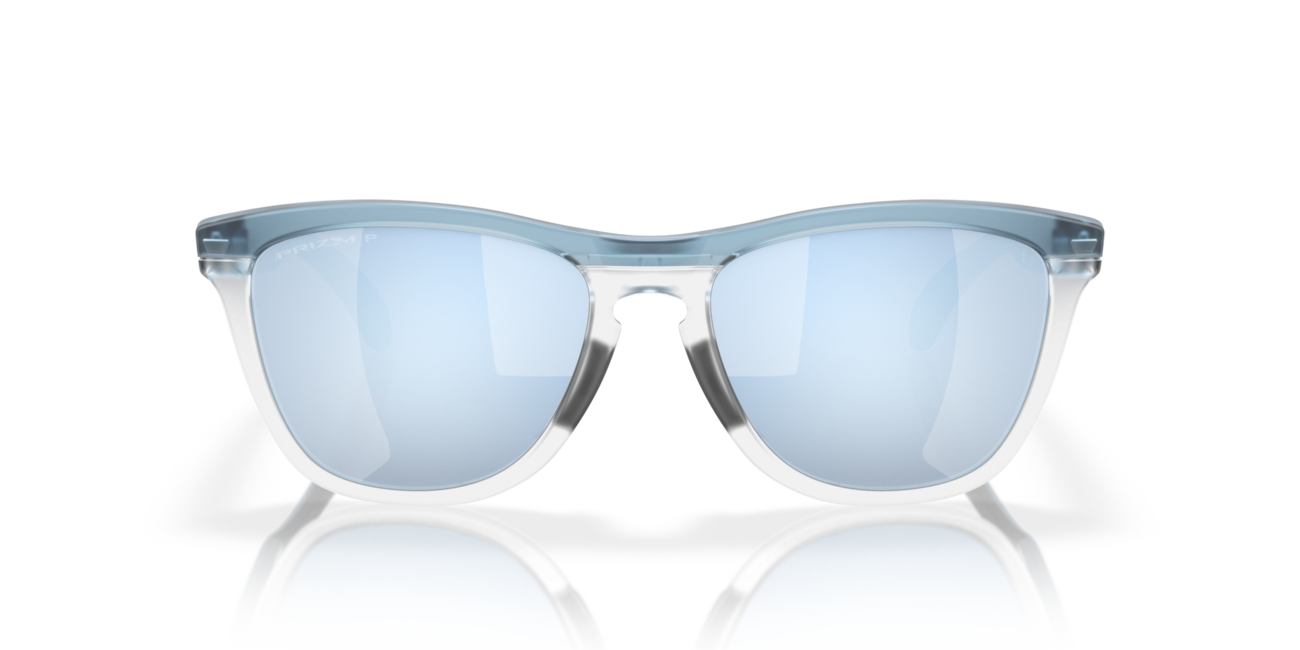 Oakley Frogskins Range occhiali da sole con telaio Trans Stonewash/Clear e con le diapositive Prizm Deep Water Polarized 55