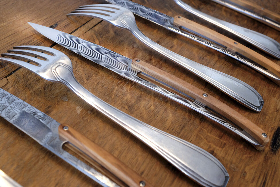 Deejo set di 6 coltelli da bistecca lama lucida legno d'ulivo design Art Déco