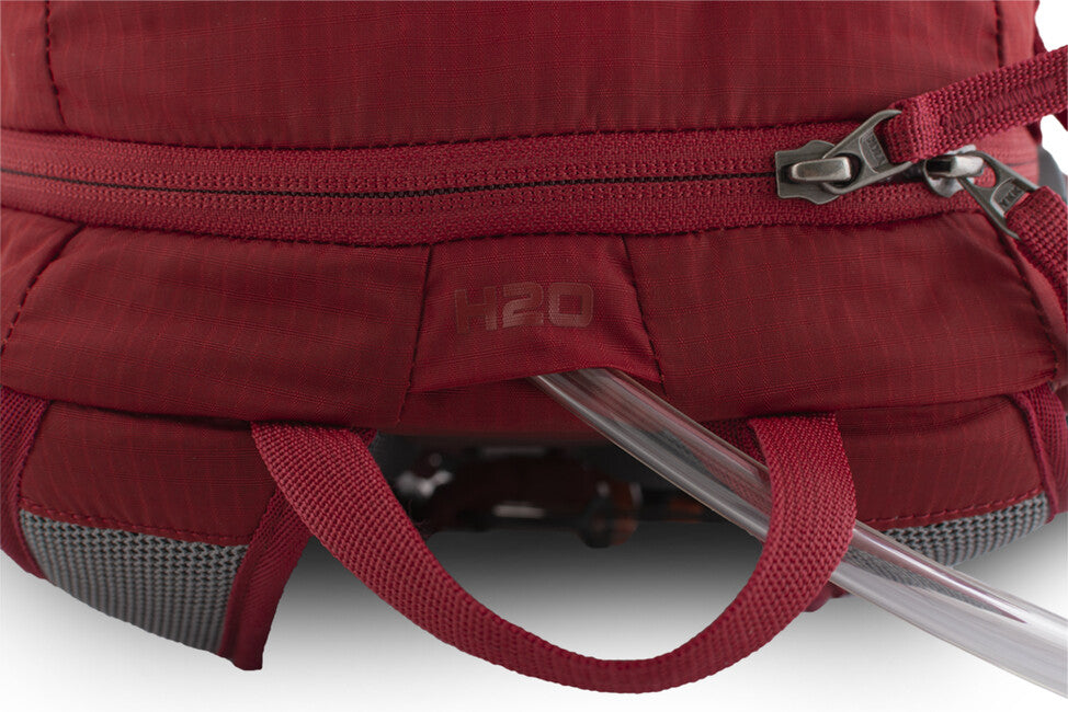 Pinguin Step 10 Nylon zaino 10 l, rosso