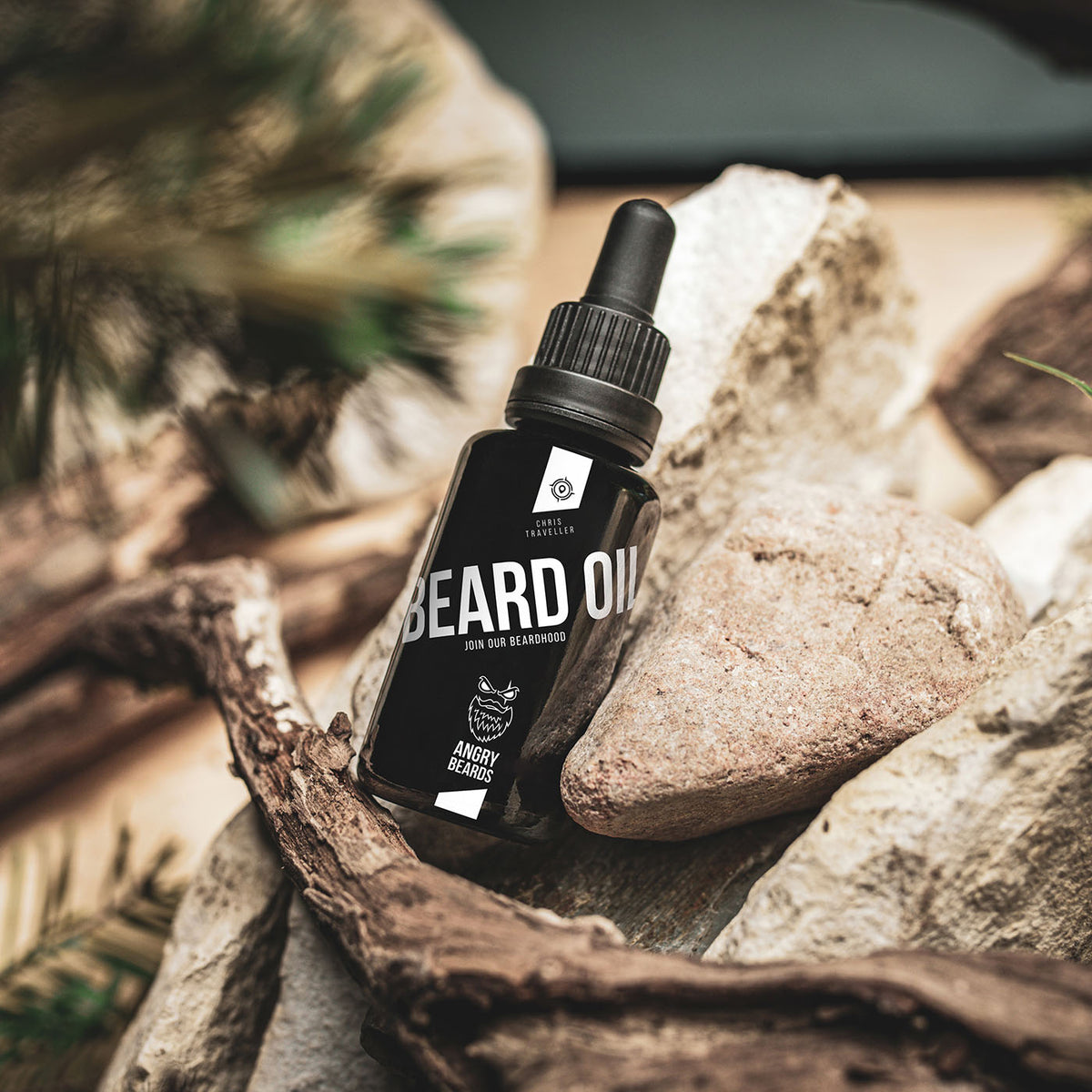 ANGRY BEARDS Christopher The Traveller olej na bradu a fúzy 30 ml