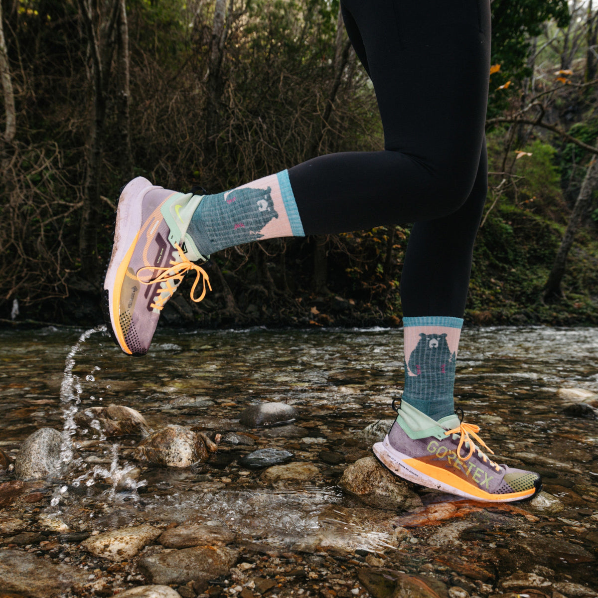 Darn Tough Bear Town Micro Crew Lightweight calze da trekking con imbottitura, Quartz