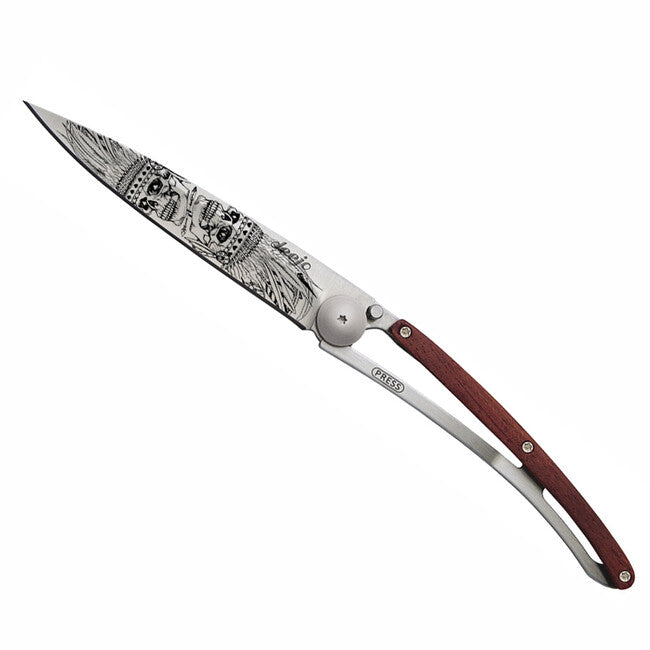 Deejo Tattoo teschio indiano coltello di chiusura legno di corallo