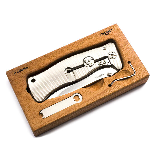 Lionsteel, molto robusto coltello tascabile con lama in acciaio Sleipner SR2 V