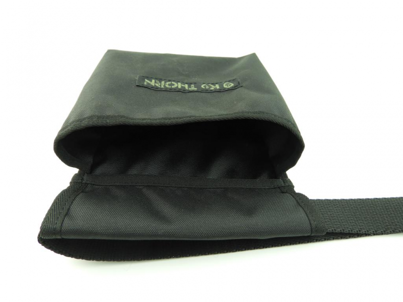 K9 Thorn astuccio per crocchette aperto con cintura, nera