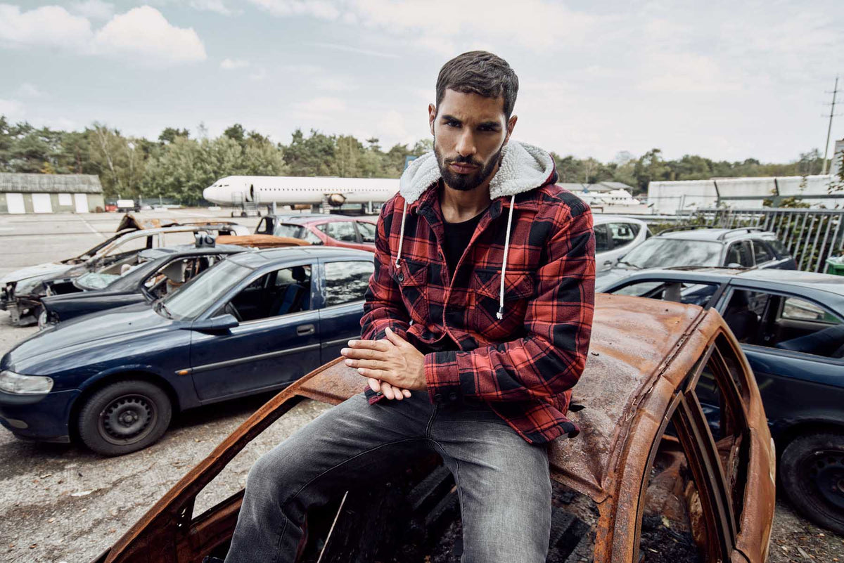 Brandit Lumberjacket bunda s kapucňou, červeno-čierna