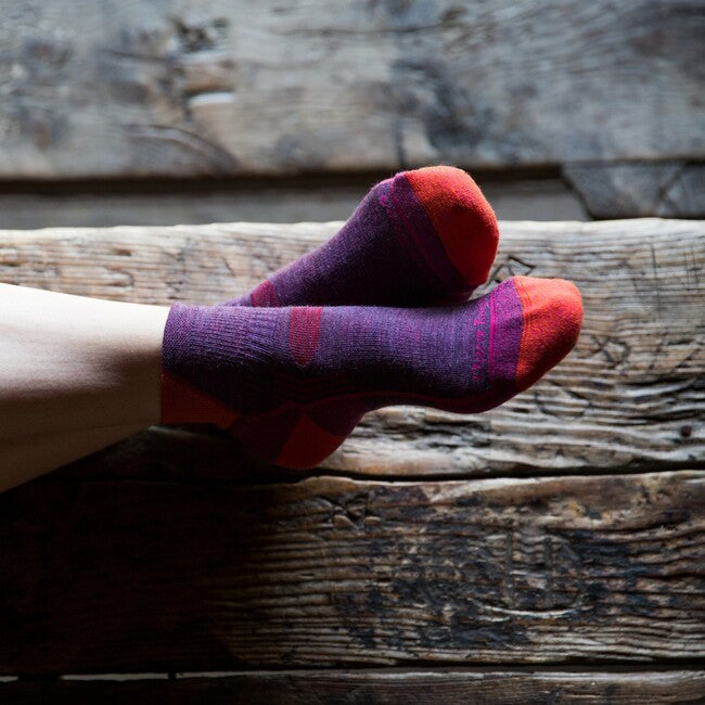 Darn Tough Hiker 1/4 calzini leggero con cuscino, berry