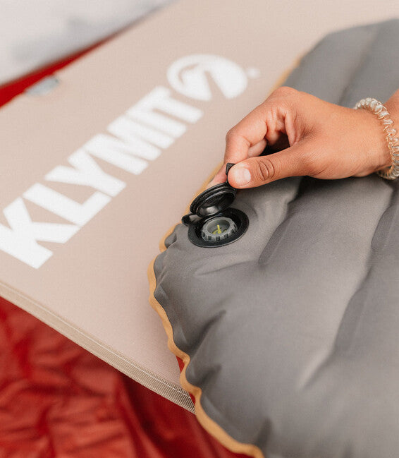 Klymit Klymaloft XL materasso isolato per auto, rosso