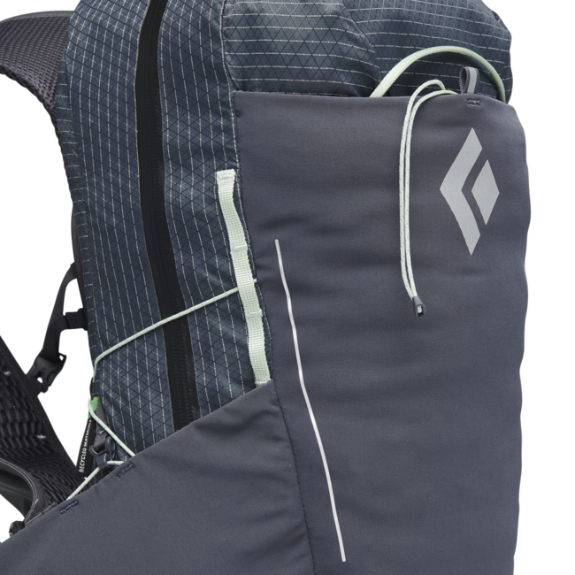 Black Diamond Pursuit 15 Women's Hiking Backpack, Carbon-Foam Green