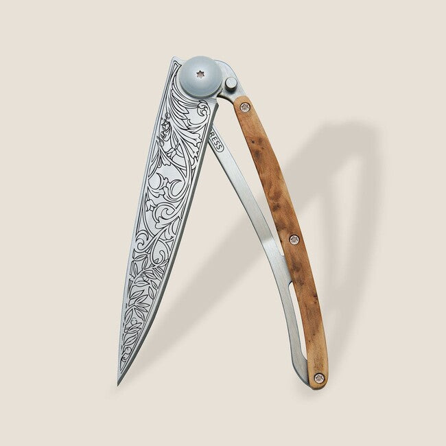 Deejo Tattoo Art nouveau coltello di chiusura legno di ginepro