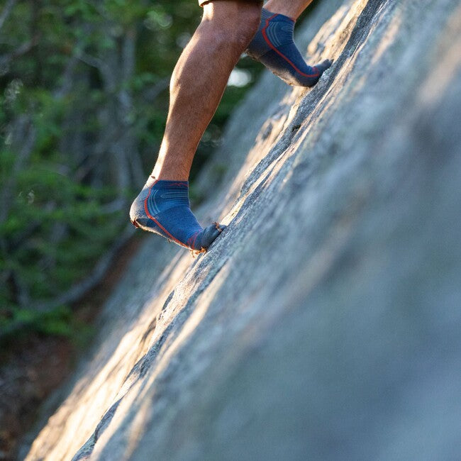 Darn Tough Light Hiker No Show calzini leggero con cuscino, denim