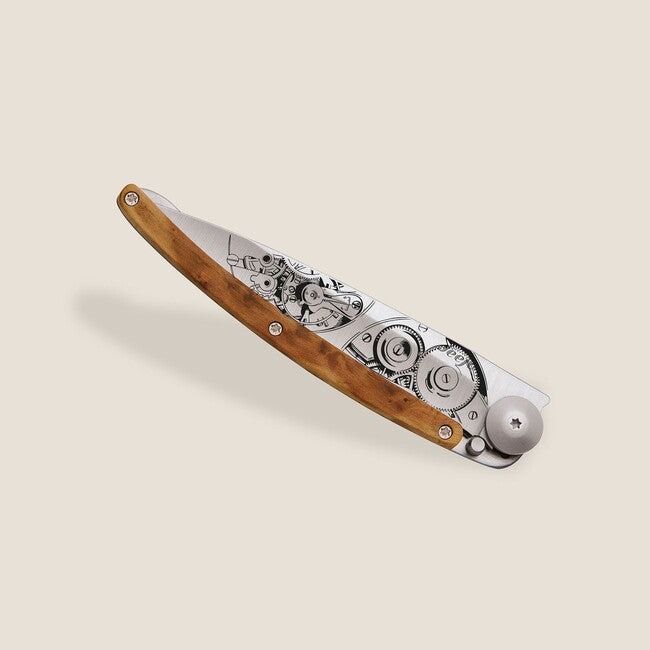 Deejo Horlogéria coltello di chiusura legno di ginepro grigio titanio orologiaio
