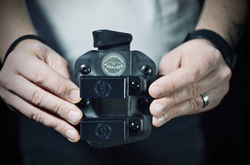 Falco F905 2021 fondina orizzontale per un caricatore Glock 19, nero sinistro