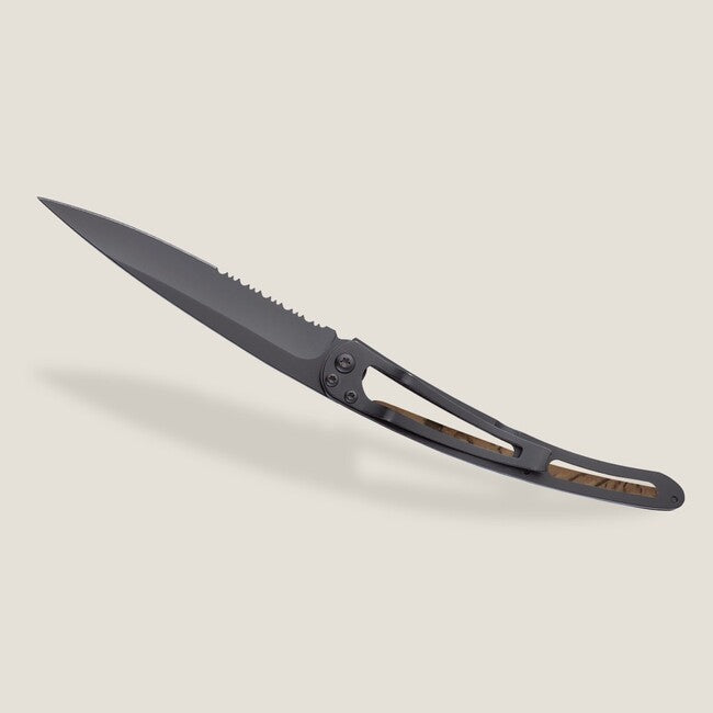 Deejo Tattoo Serration coltello di chiusura , marrone camo
