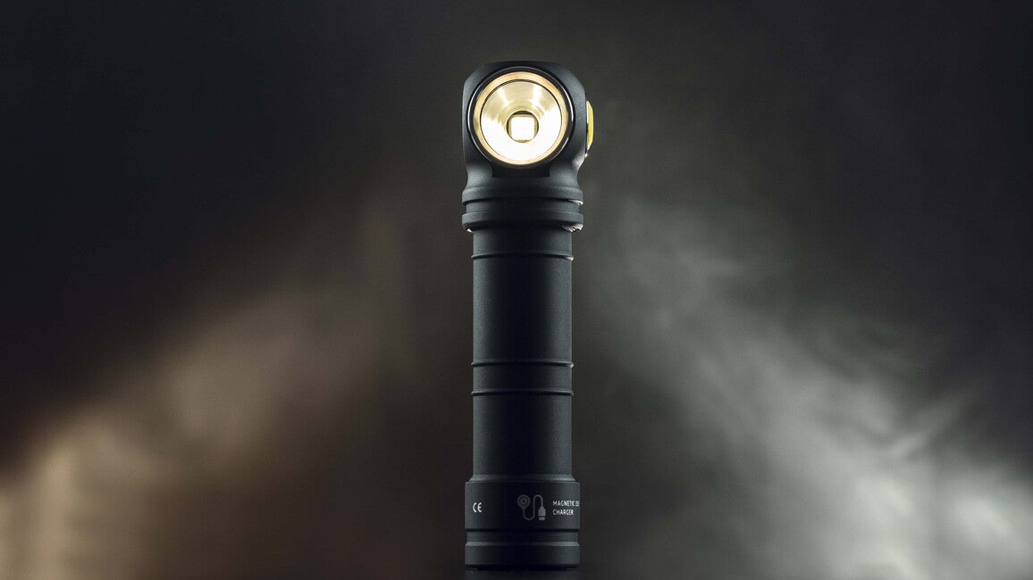 ArmyTek Wizard C2 Pro Max LR Φακός LED Τσέπης με Κλιπ Ζώνης, με Θήκη, Τροφοδοσία από Μπαταρία, 4150 lm, White