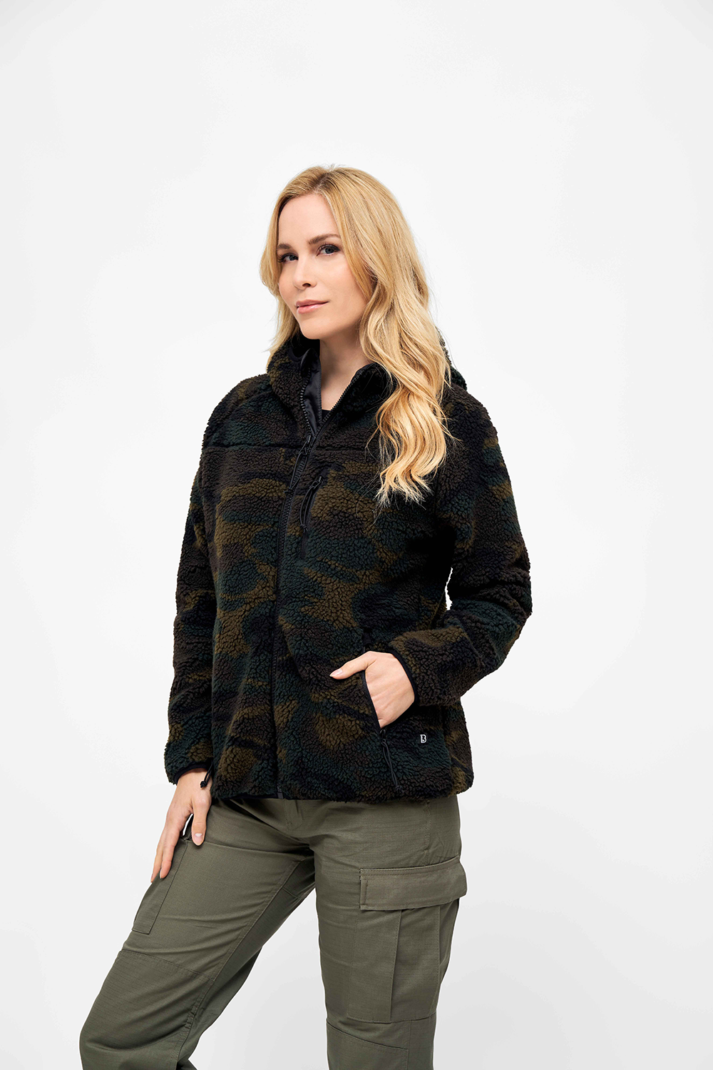 Brandit Teddyfleece dámska bunda s kapucňou, woodland