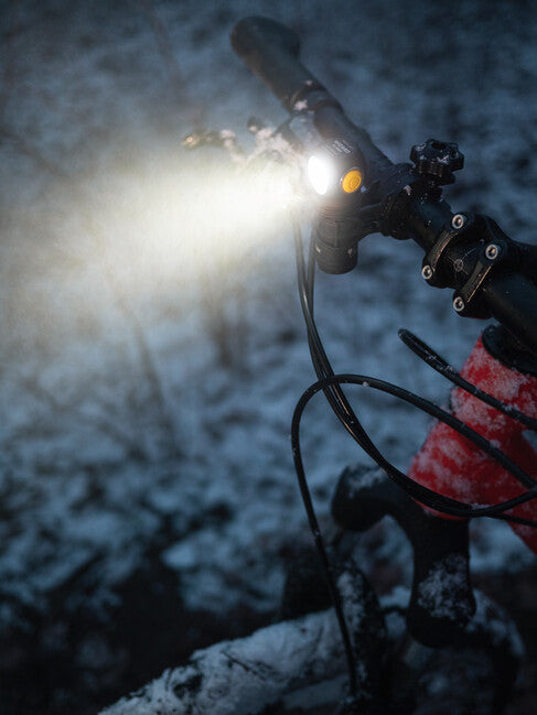 ArmyTek Wizard C1 Pro lampada frontale a LED bianchi con supporto magnetico 1000 lm 1440 h 55 g