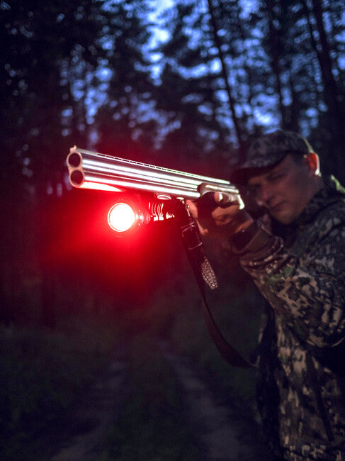 ArmyTek Viking Pro torcia tascabile a LED bianchi da 2050 lm 136 g