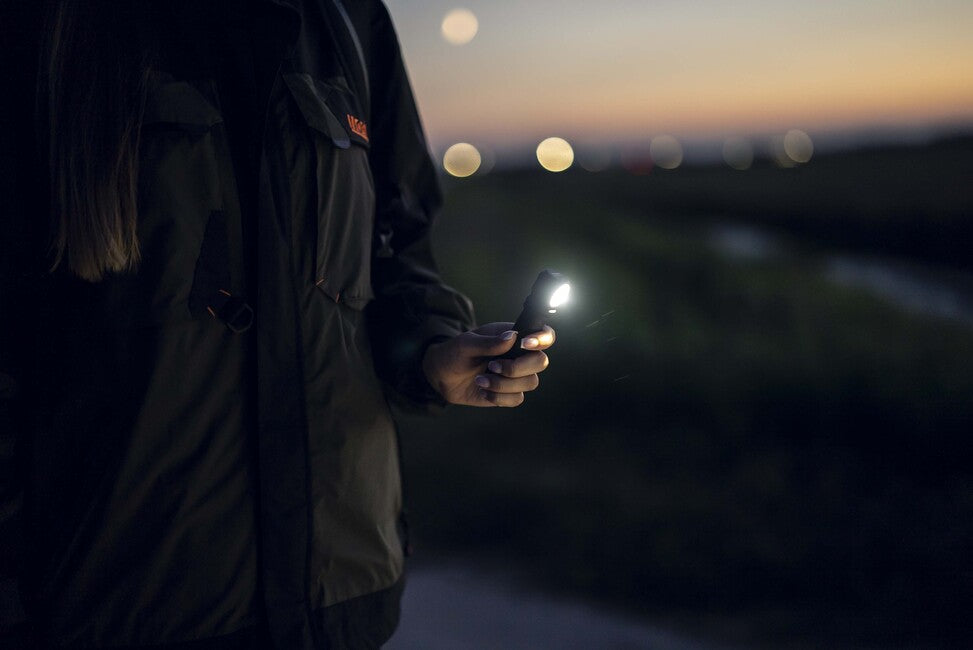 ArmyTek Wizard C2 Pro Max LR Φακός LED Τσέπης με Κλιπ Ζώνης, με Θήκη, Τροφοδοσία από Μπαταρία, 4150 lm, White