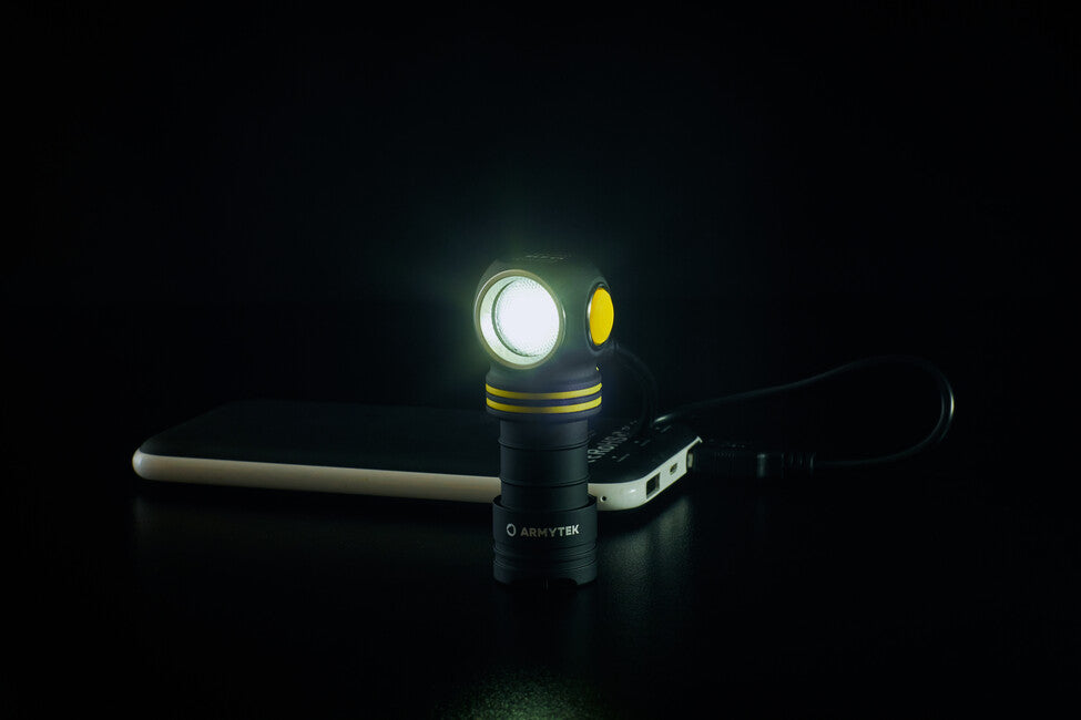 ArmyTek Elf C1 torcia portatile a LED 1000 lm 1440 h 56 g, bianchi