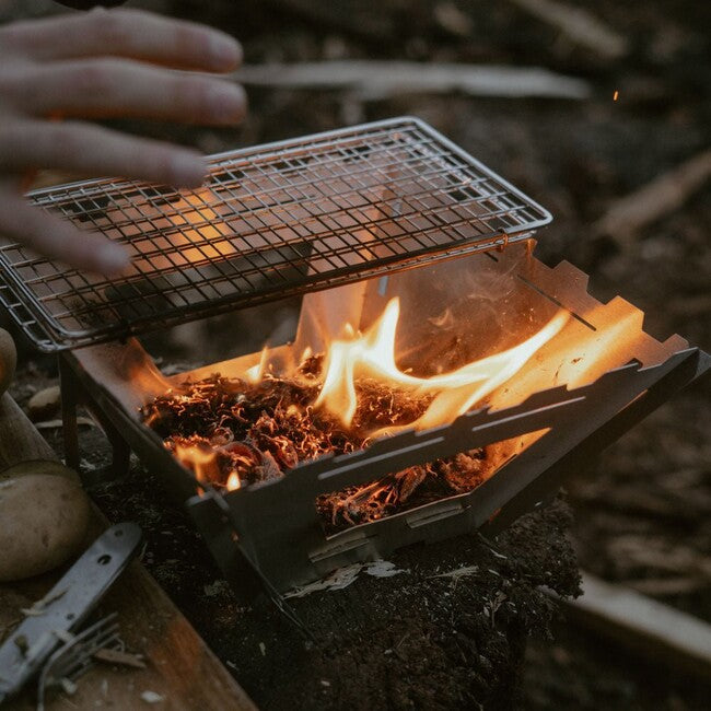 Fire Maple Maverick braciere pieghevole per legna con griglia con base e 4 pannelli
