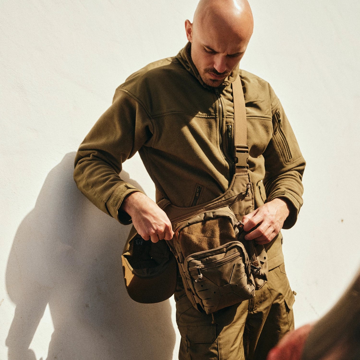 Helikon-Tex Classic Army spevnená flisová bunda, Coyote – v použití 1