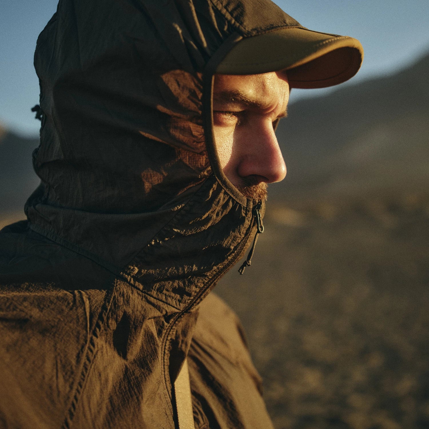 Helikon-Tex TRAMONTANE bunda JACKET, čierna – v použití 1
