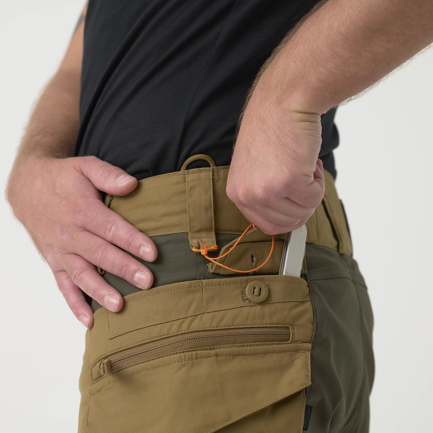 Helikon-Tex Pilgrim® nohavice, taiga green/čierna – detail 3