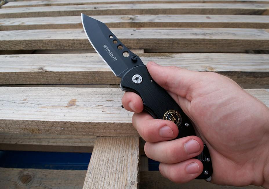 Böker Magnum coltello pieghevole 20cm