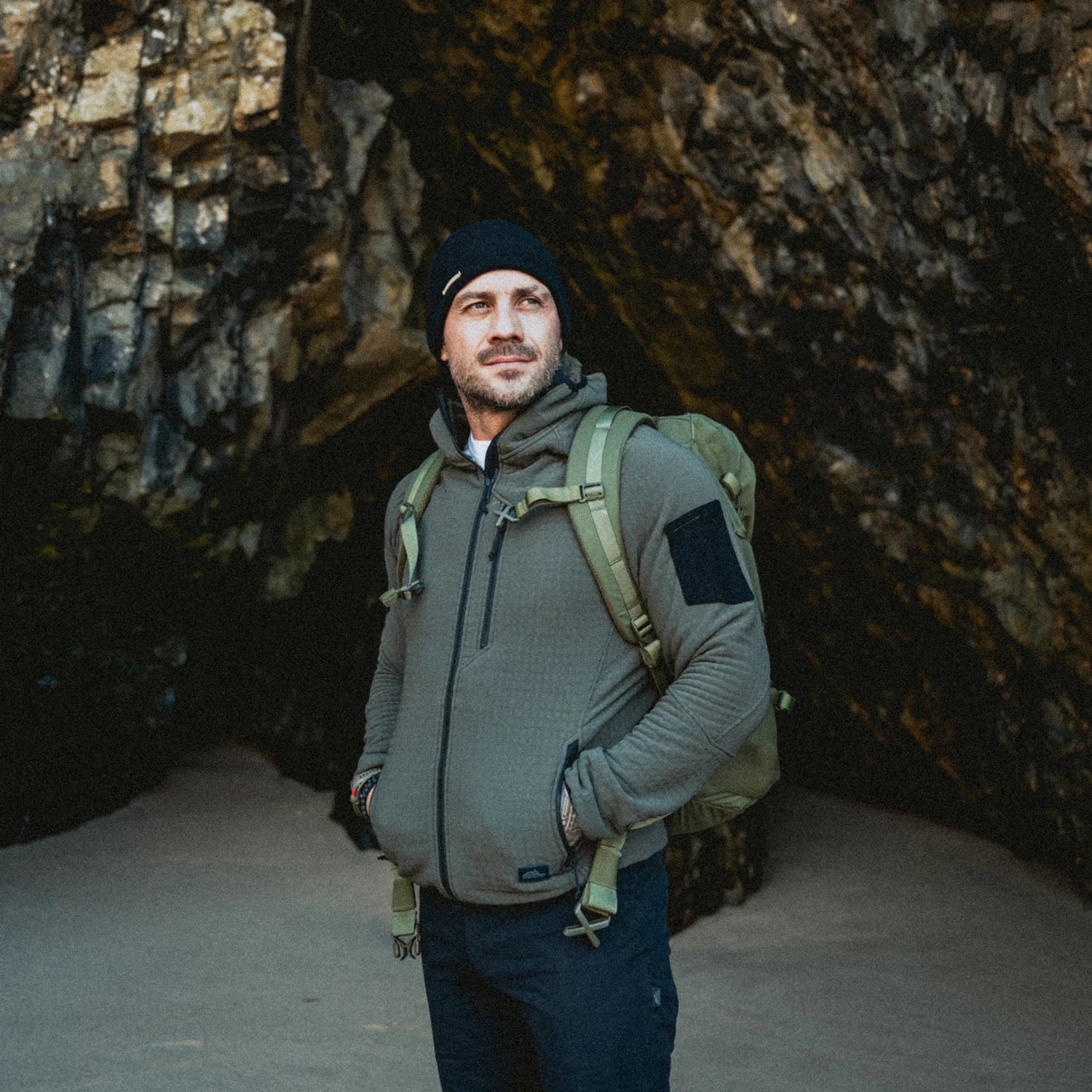 Helikon-Tex Winter Merino čiapka, čierna – v použití 4