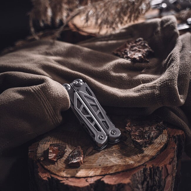 Pentagon Gunnar multitool