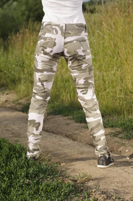 O&T Pantaloni da donna, verde chiaro mimetico