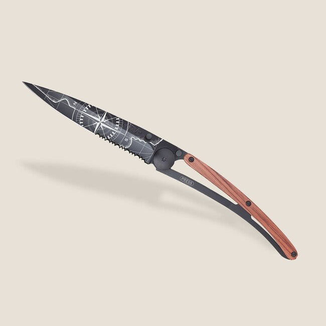 Deejo Serrattura coltello in legno di corallo nero Terra Incognita