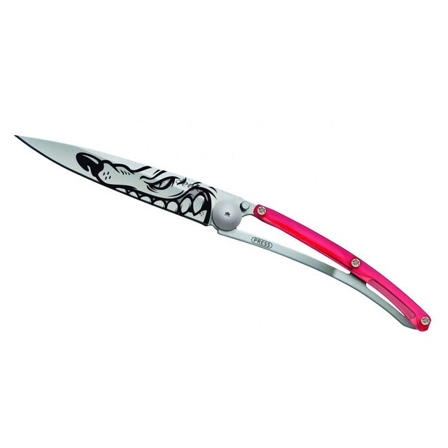 Deejo Street Winter chiude il coltello