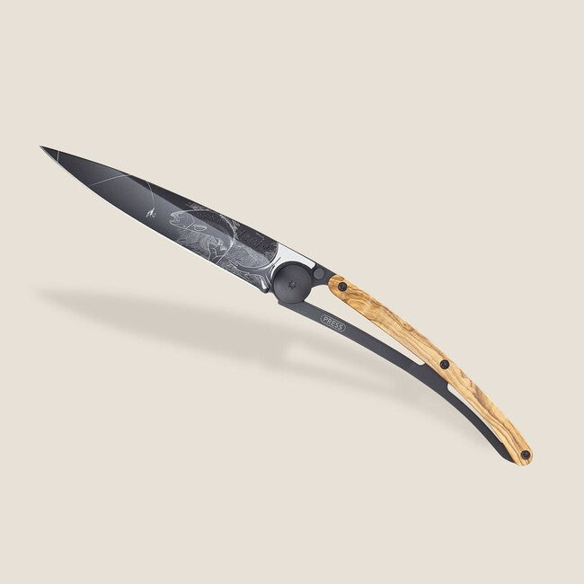 Deejo Tattoo coltello da chiusura in legno d'ulivo nero Trota