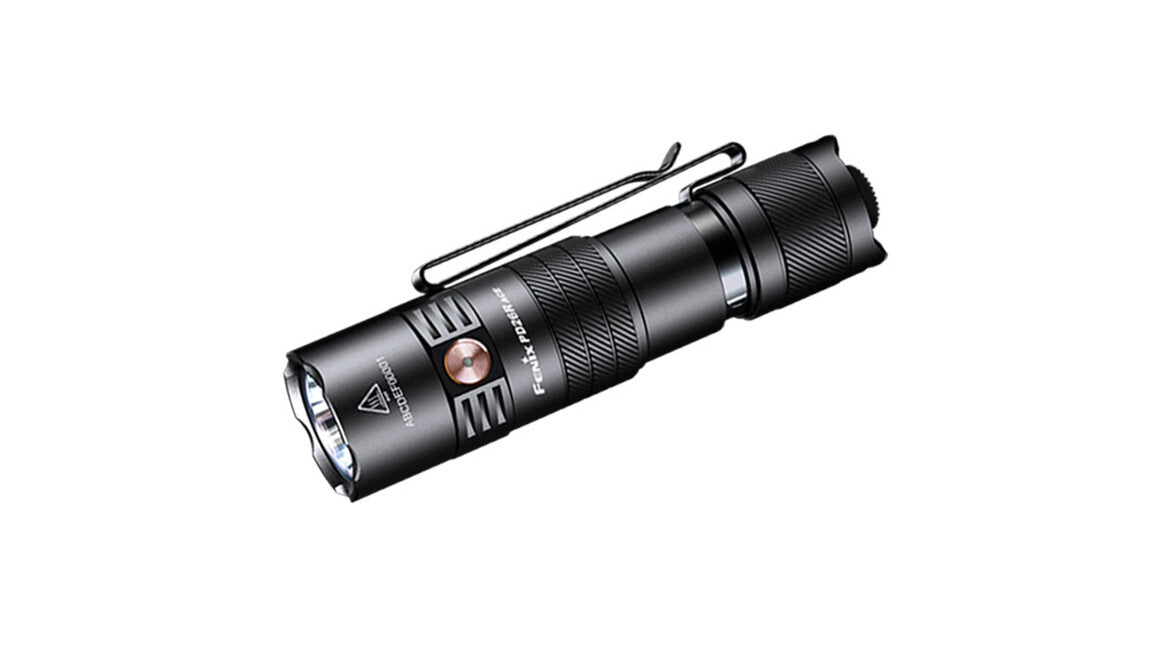 Fenix PD26R ACE torcia tattica compatta