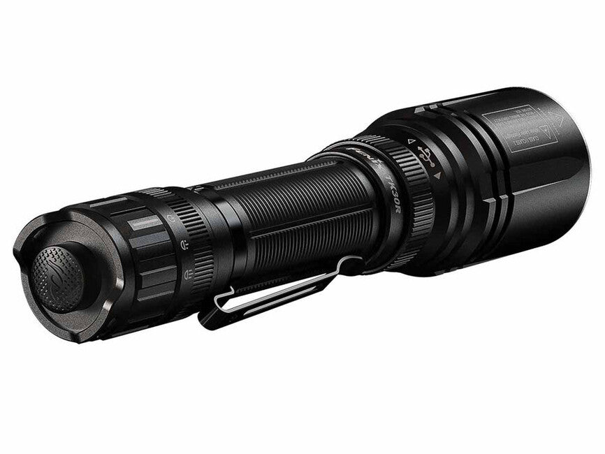 Fenix TK30R luce laser ricaricabile