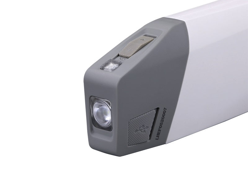 Fenix E-STAR torcia elettrica con dinamo