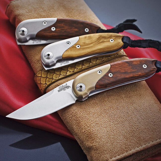 Lionsteel Coltello tascabile con lama in acciaio D2 8200 UL