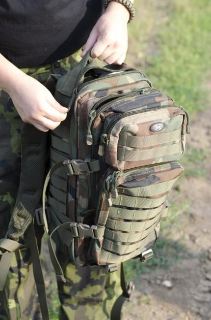 MFH US assault zaino, woodland 30L