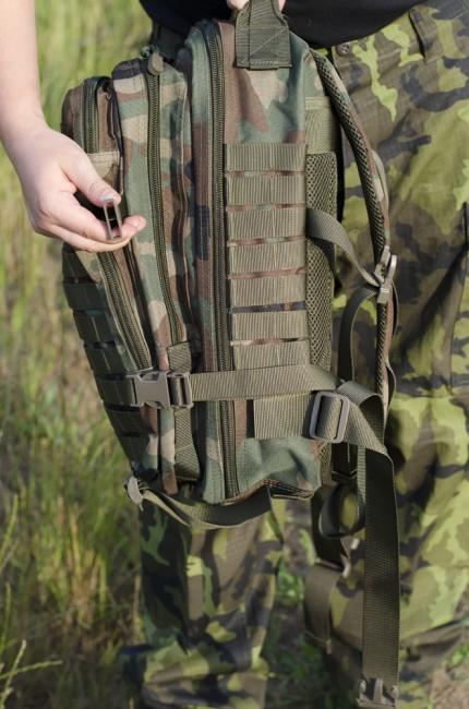 MFH US assault zaino, woodland 30L