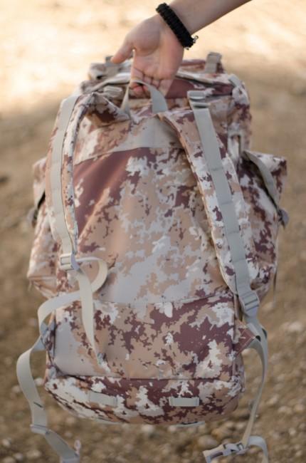 MFH BW zaino impermeabile, Vegetato desert 65L