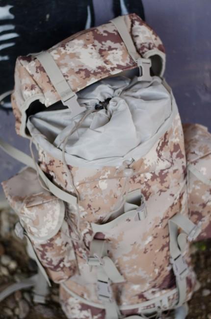 MFH BW zaino impermeabile, Vegetato desert 65L